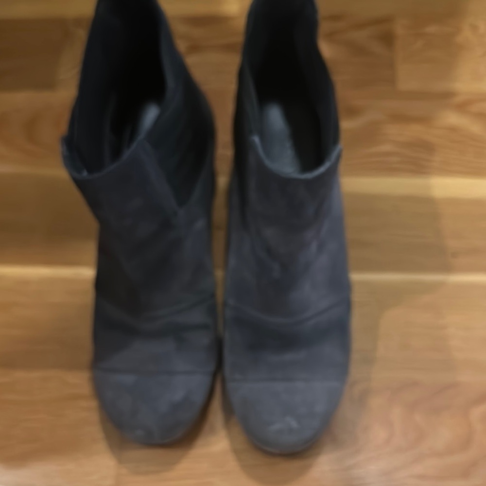 Women's gray Ankle Boots
